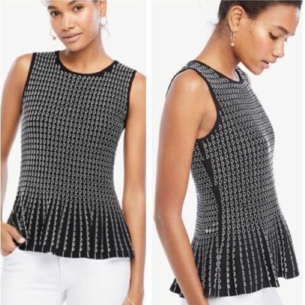 Ann taylor black white print peplum sleeveless blouse